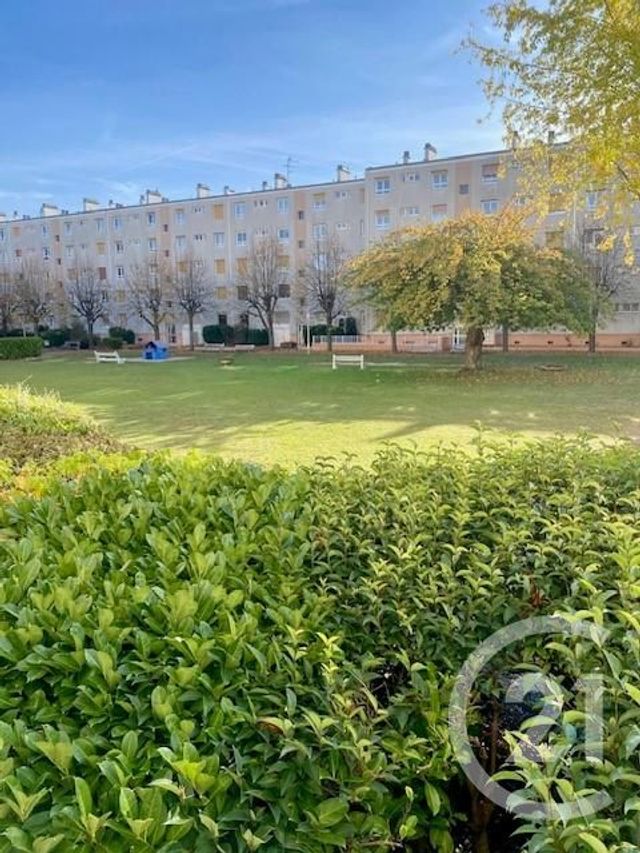 Appartement F3 à louer - 3 pièces - 52.24 m2 - SARTROUVILLE - 78 - ILE-DE-FRANCE - Century 21 G.T.I.