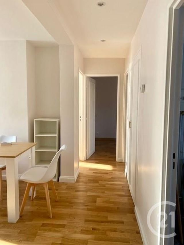 Appartement F3 à louer - 3 pièces - 52.24 m2 - SARTROUVILLE - 78 - ILE-DE-FRANCE - Century 21 G.T.I.