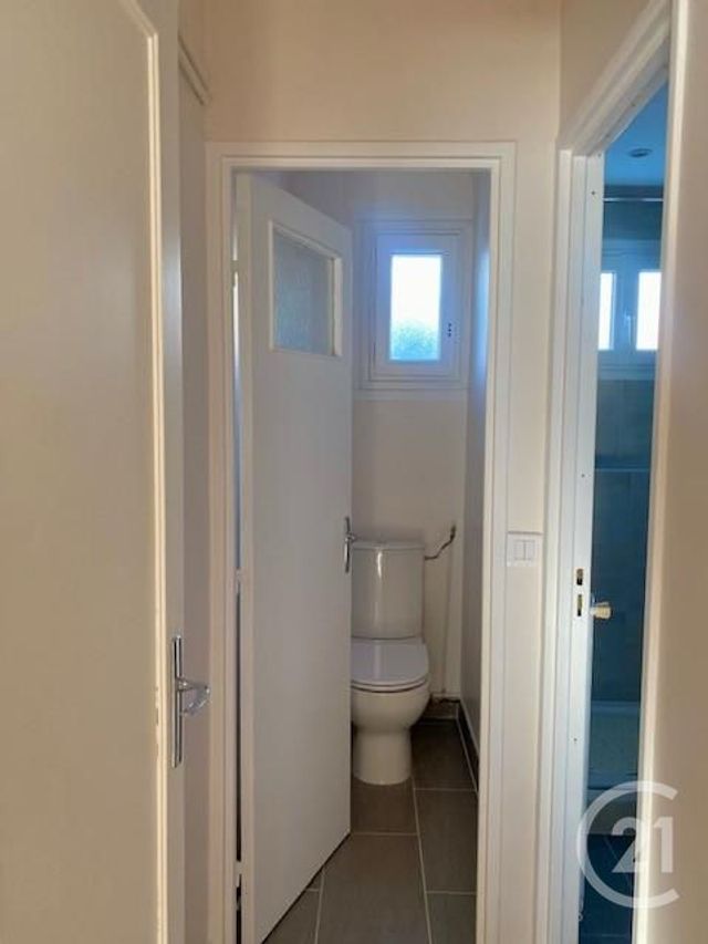 Appartement F3 à louer - 3 pièces - 52.24 m2 - SARTROUVILLE - 78 - ILE-DE-FRANCE - Century 21 G.T.I.