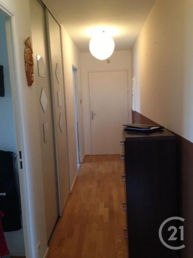 Appartement F3 à louer - 3 pièces - 67.0 m2 - SARTROUVILLE - 78 - ILE-DE-FRANCE - Century 21 G.T.I.