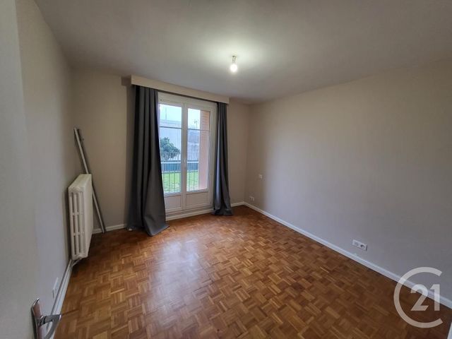 Appartement F2 à louer - 2 pièces - 44.8 m2 - HOUILLES - 78 - ILE-DE-FRANCE - Century 21 G.T.I.