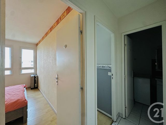 Appartement F3 à vendre - 3 pièces - 66.5 m2 - SARTROUVILLE - 78 - ILE-DE-FRANCE - Century 21 G.T.I.