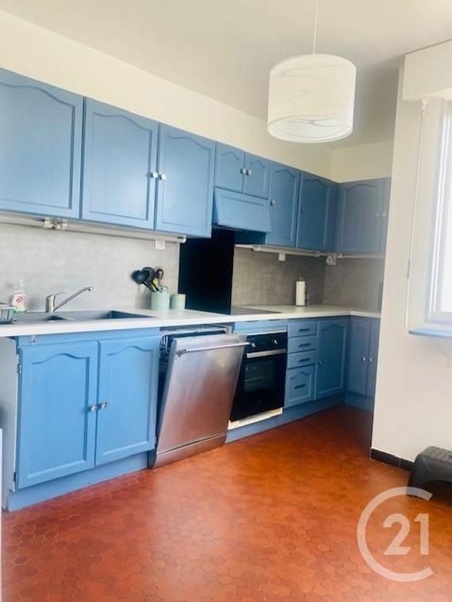 Appartement à louer - 3 pièces - 70.42 m2 - SARTROUVILLE - 78 - ILE-DE-FRANCE - Century 21 G.T.I.