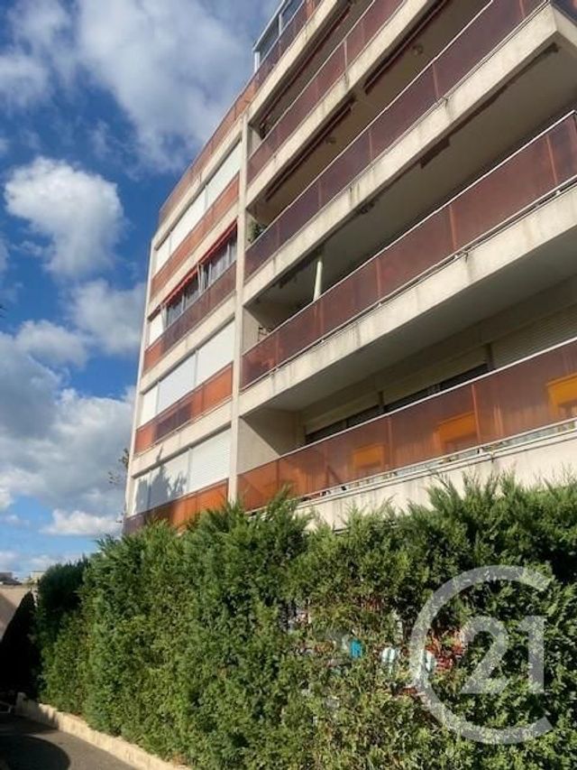 Appartement F2 à louer - 2 pièces - 33.51 m2 - SARTROUVILLE - 78 - ILE-DE-FRANCE - Century 21 G.T.I.