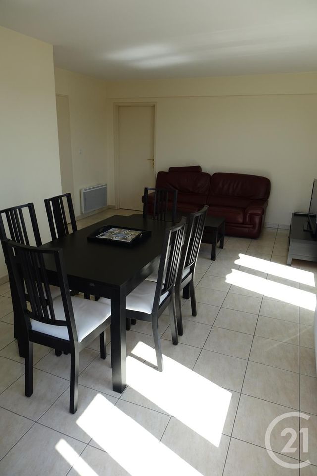 Appartement F3 à louer - 3 pièces - 63.19 m2 - SARTROUVILLE - 78 - ILE-DE-FRANCE - Century 21 G.T.I.