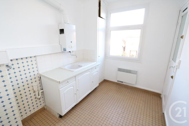 Appartement F2 à louer - 2 pièces - 41.92 m2 - CHATOU - 78 - ILE-DE-FRANCE - Century 21 G.T.I.