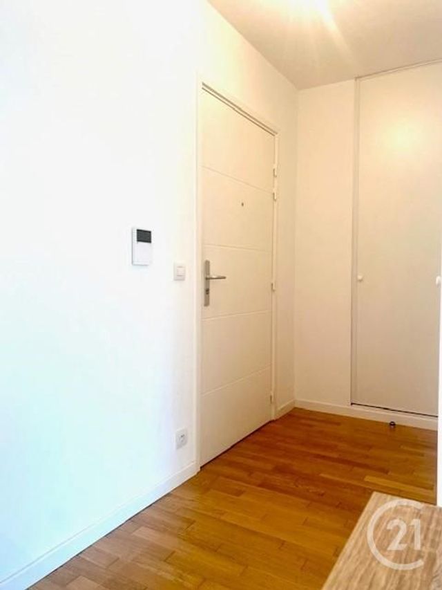 Appartement F2 à louer - 2 pièces - 44.85 m2 - SARTROUVILLE - 78 - ILE-DE-FRANCE - Century 21 G.T.I.