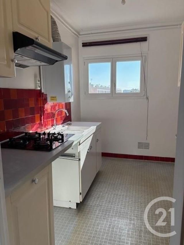 Appartement F3 à louer - 3 pièces - 55.3 m2 - SARTROUVILLE - 78 - ILE-DE-FRANCE - Century 21 G.T.I.