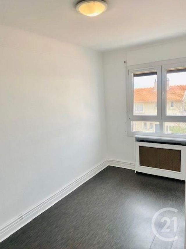 Appartement F3 à louer - 3 pièces - 51.62 m2 - SARTROUVILLE - 78 - ILE-DE-FRANCE - Century 21 G.T.I.