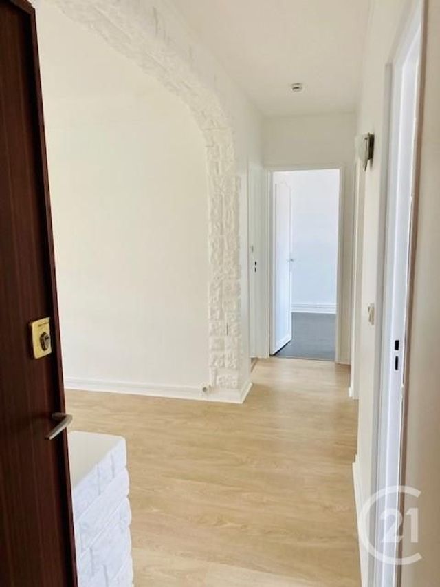 Appartement F3 à louer - 3 pièces - 51.62 m2 - SARTROUVILLE - 78 - ILE-DE-FRANCE - Century 21 G.T.I.