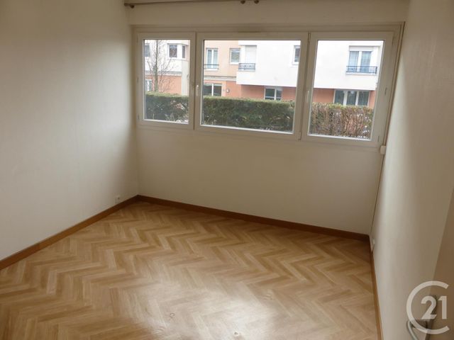 Appartement F2 à louer - 2 pièces - 46.0 m2 - MONTESSON - 78 - ILE-DE-FRANCE - Century 21 G.T.I.