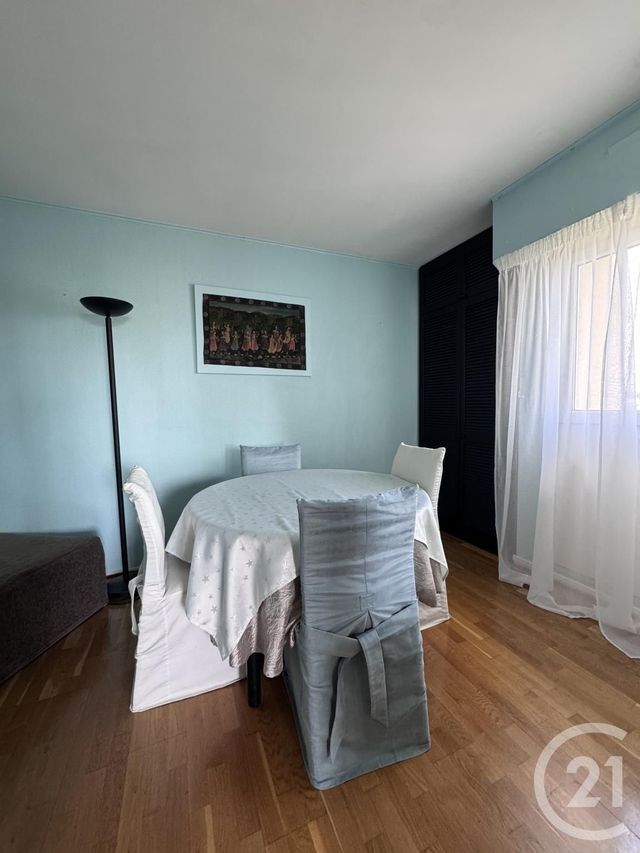 Appartement F4 à vendre - 4 pièces - 88.69 m2 - SARTROUVILLE - 78 - ILE-DE-FRANCE - Century 21 G.T.I.