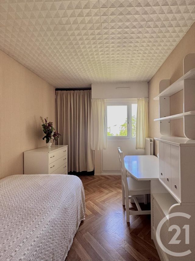 Appartement F4 à vendre - 4 pièces - 88.69 m2 - SARTROUVILLE - 78 - ILE-DE-FRANCE - Century 21 G.T.I.