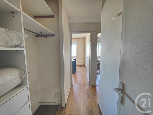 Appartement F4 à vendre - 4 pièces - 68.17 m2 - SARTROUVILLE - 78 - ILE-DE-FRANCE - Century 21 G.T.I.