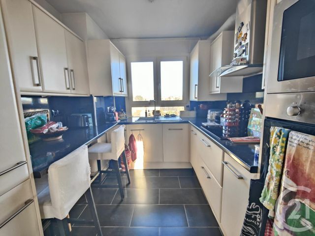 Appartement F4 à vendre - 4 pièces - 60.0 m2 - SARTROUVILLE - 78 - ILE-DE-FRANCE - Century 21 G.T.I.