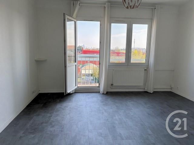 Appartement à louer - 3 pièces - 59.42 m2 - SARTROUVILLE - 78 - ILE-DE-FRANCE - Century 21 G.T.I.