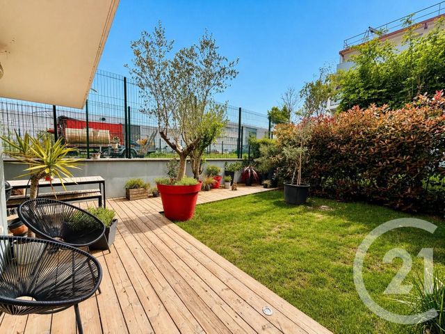 Appartement F2 à vendre - 2 pièces - 43.85 m2 - SARTROUVILLE - 78 - ILE-DE-FRANCE - Century 21 G.T.I.