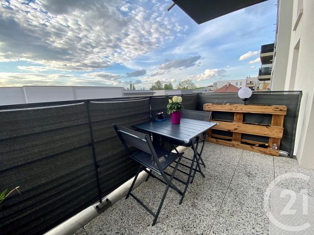 Appartement F3 à vendre - 3 pièces - 60.35 m2 - SARTROUVILLE - 78 - ILE-DE-FRANCE - Century 21 G.T.I.