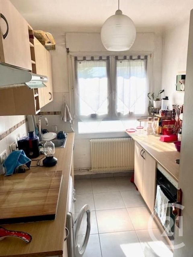 Appartement F2 à louer - 2 pièces - 35.05 m2 - SARTROUVILLE - 78 - ILE-DE-FRANCE - Century 21 G.T.I.