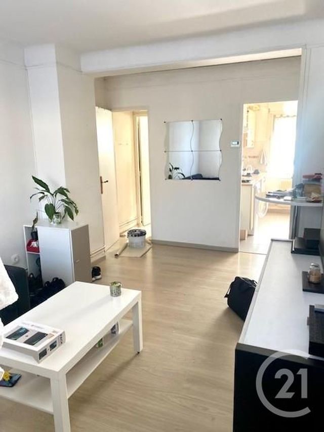 Appartement F2 à louer - 2 pièces - 35.05 m2 - SARTROUVILLE - 78 - ILE-DE-FRANCE - Century 21 G.T.I.