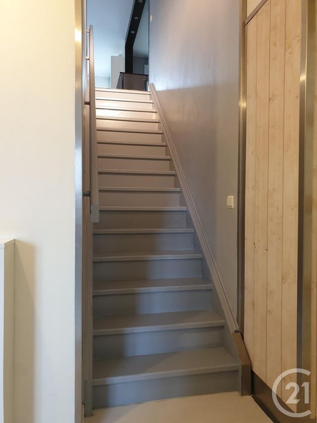 Appartement à louer - 3 pièces - 62.58 m2 - SARTROUVILLE - 78 - ILE-DE-FRANCE - Century 21 G.T.I.