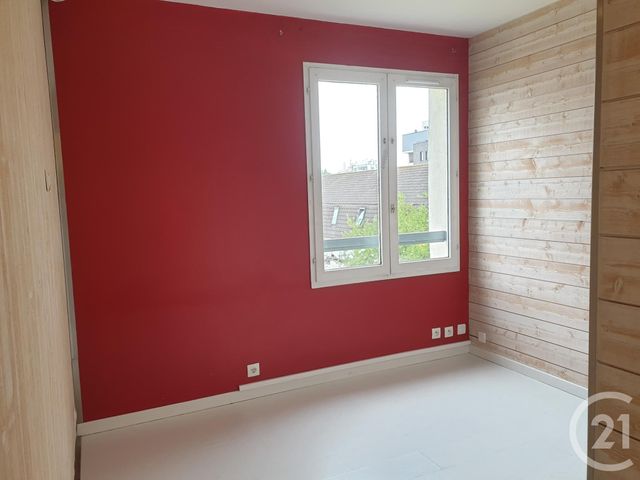 Appartement à louer - 3 pièces - 62.58 m2 - SARTROUVILLE - 78 - ILE-DE-FRANCE - Century 21 G.T.I.