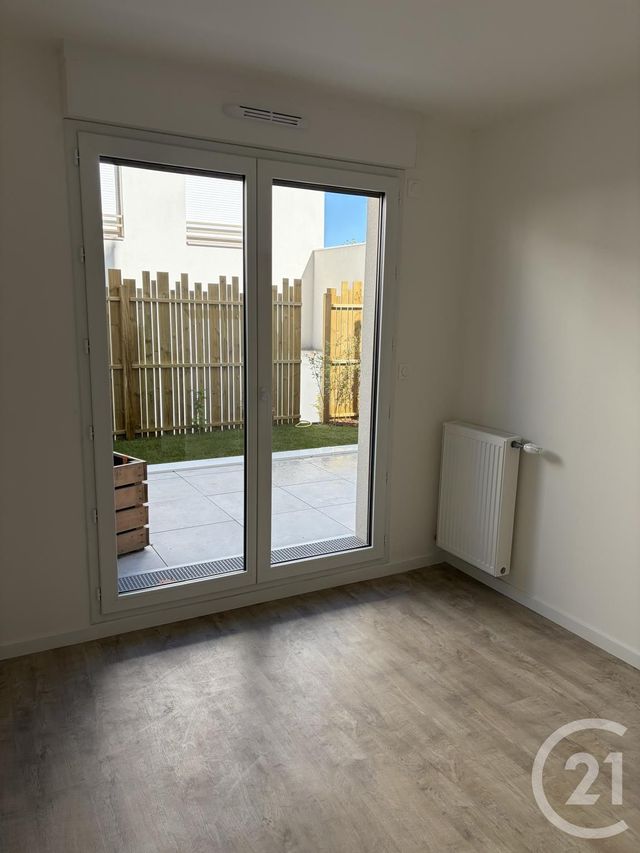 Appartement T2 à louer - 2 pièces - 48.1 m2 - SARTROUVILLE - 78 - ILE-DE-FRANCE - Century 21 G.T.I.