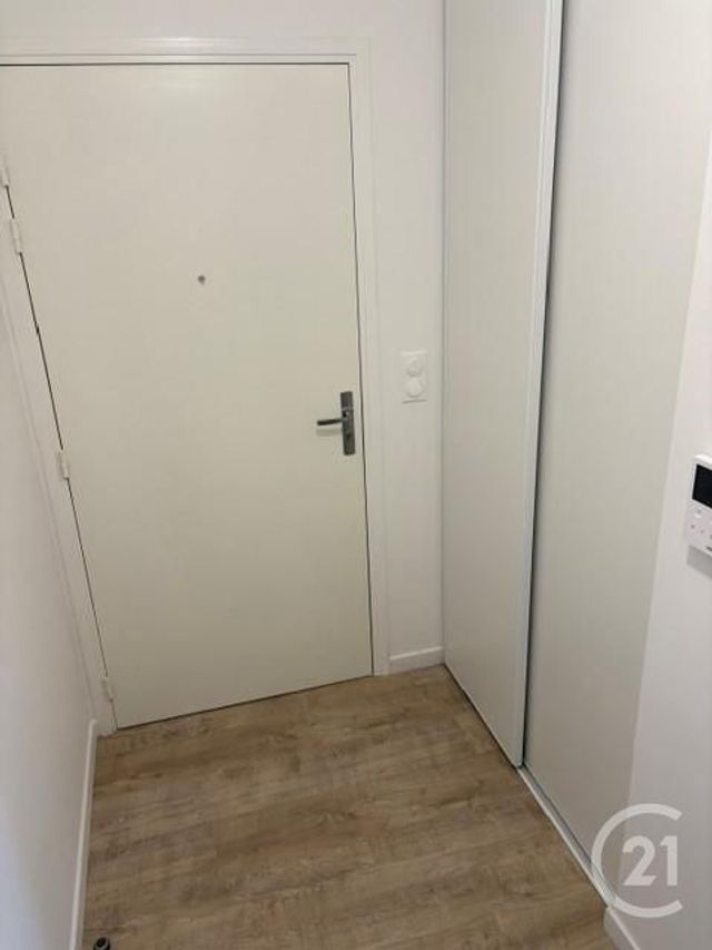 Appartement T2 à louer - 2 pièces - 48.1 m2 - SARTROUVILLE - 78 - ILE-DE-FRANCE - Century 21 G.T.I.