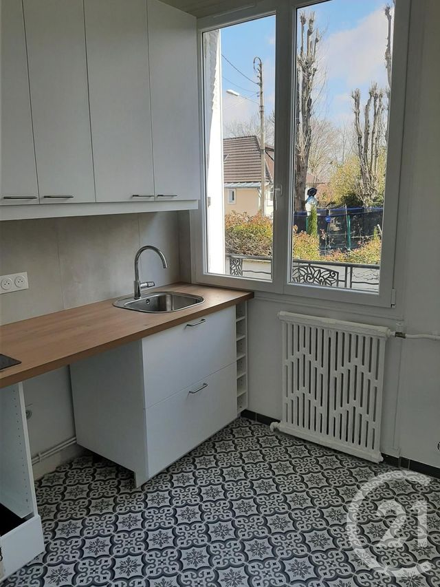 maison à louer - 7 pièces - 125.35 m2 - CHATOU - 78 - ILE-DE-FRANCE - Century 21 G.T.I.