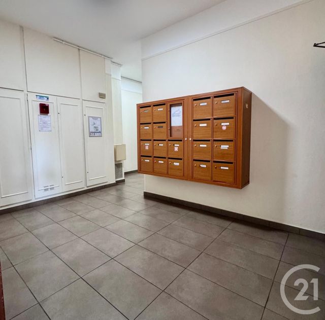 Appartement F2 à vendre - 2 pièces - 43.0 m2 - SARTROUVILLE - 78 - ILE-DE-FRANCE - Century 21 G.T.I.