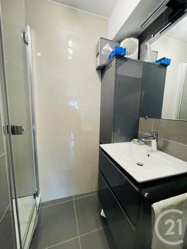 Appartement F5 à vendre - 5 pièces - 114.39 m2 - SARTROUVILLE - 78 - ILE-DE-FRANCE - Century 21 G.T.I.