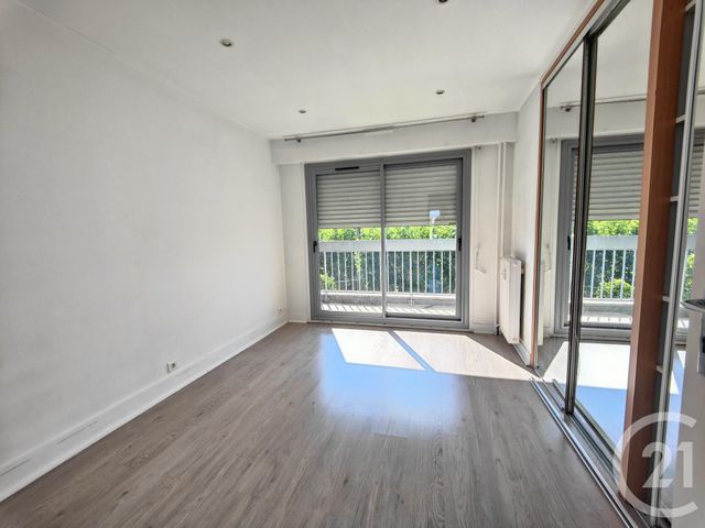 Appartement F3 à vendre - 3 pièces - 60.0 m2 - SARTROUVILLE - 78 - ILE-DE-FRANCE - Century 21 G.T.I.