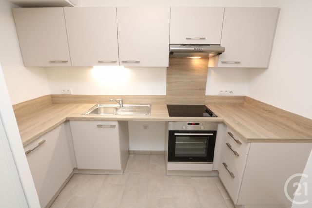 Appartement F2 à louer - 2 pièces - 40.84 m2 - CHATOU - 78 - ILE-DE-FRANCE - Century 21 G.T.I.