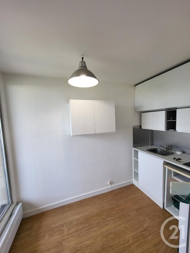 Appartement F1 à louer - 1 pièce - 26.59 m2 - CHATOU - 78 - ILE-DE-FRANCE - Century 21 G.T.I.