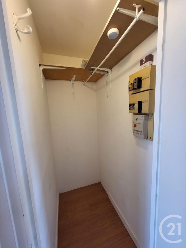 Appartement F1 à louer - 1 pièce - 26.59 m2 - CHATOU - 78 - ILE-DE-FRANCE - Century 21 G.T.I.