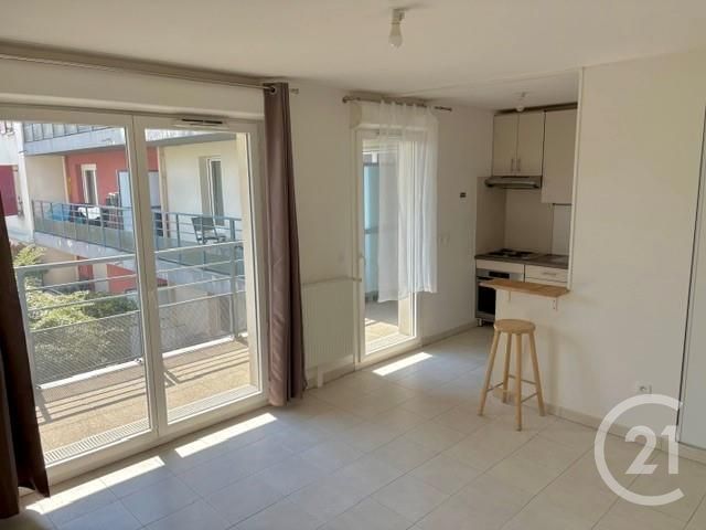 Appartement à louer - 3 pièces - 59.0 m2 - SARTROUVILLE - 78 - ILE-DE-FRANCE - Century 21 G.T.I.
