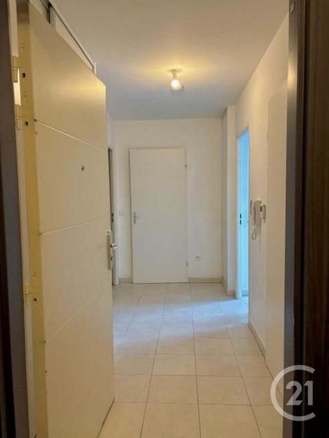 Appartement à louer - 3 pièces - 59.0 m2 - SARTROUVILLE - 78 - ILE-DE-FRANCE - Century 21 G.T.I.