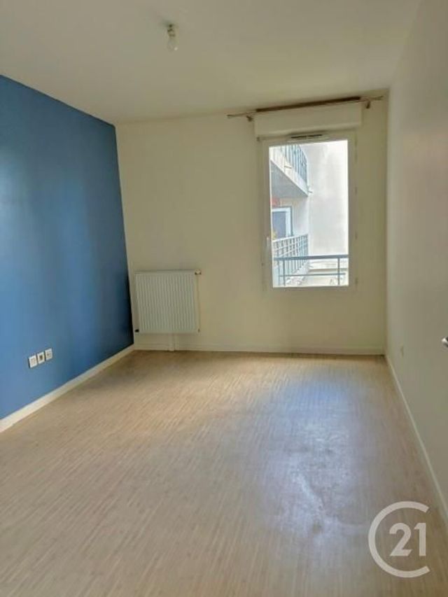 Appartement à louer - 3 pièces - 59.0 m2 - SARTROUVILLE - 78 - ILE-DE-FRANCE - Century 21 G.T.I.