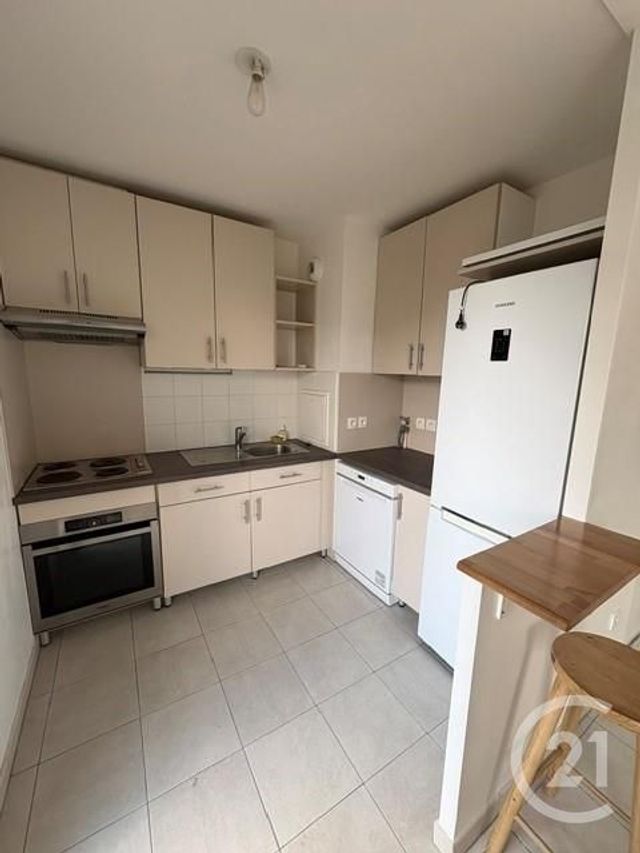 Appartement à louer - 3 pièces - 59.0 m2 - SARTROUVILLE - 78 - ILE-DE-FRANCE - Century 21 G.T.I.