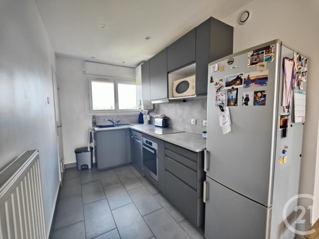 Appartement F4 à vendre - 4 pièces - 68.02 m2 - SARTROUVILLE - 78 - ILE-DE-FRANCE - Century 21 G.T.I.