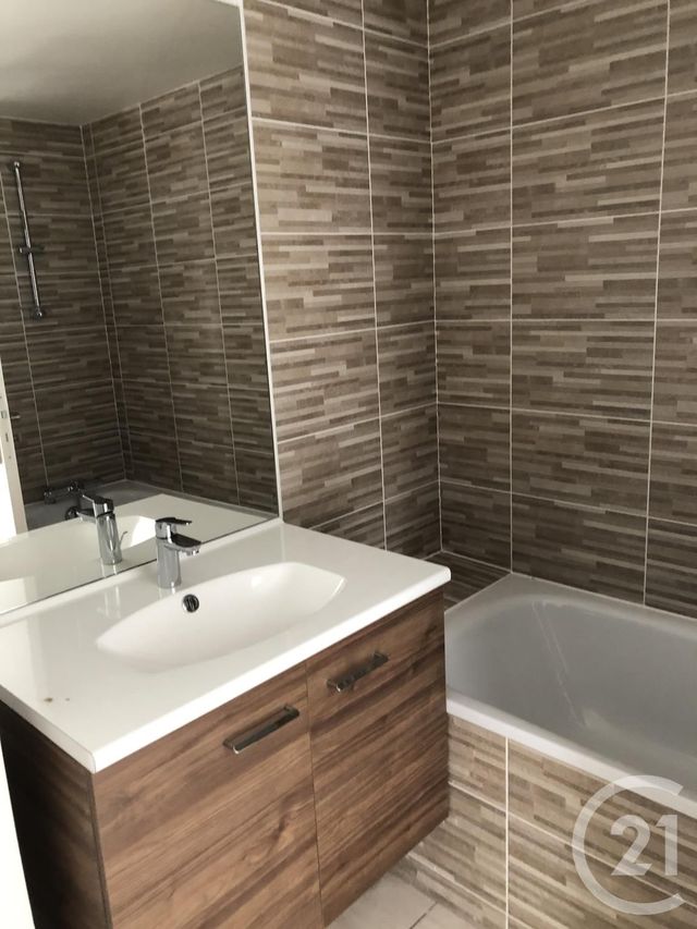 Appartement Studio à louer - 1 pièce - 26.71 m2 - CORMEILLES EN PARISIS - 95 - ILE-DE-FRANCE - Century 21 G.T.I.