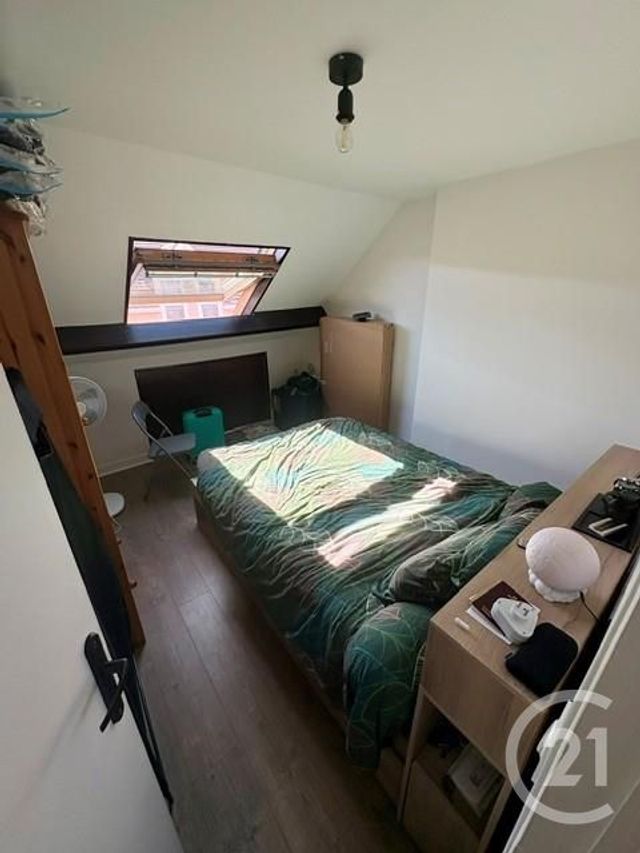 Appartement F2 à louer - 2 pièces - 28.55 m2 - SARTROUVILLE - 78 - ILE-DE-FRANCE - Century 21 G.T.I.
