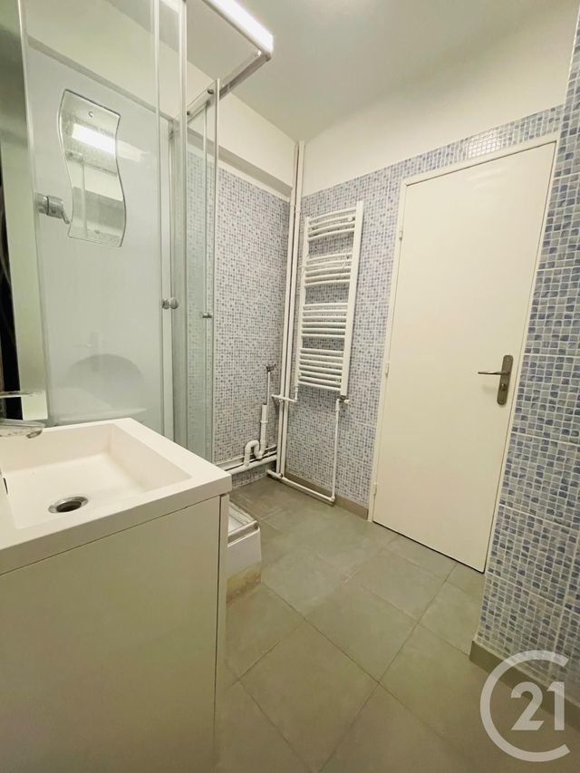 Appartement F3 à vendre - 3 pièces - 53.0 m2 - SARTROUVILLE - 78 - ILE-DE-FRANCE - Century 21 G.T.I.