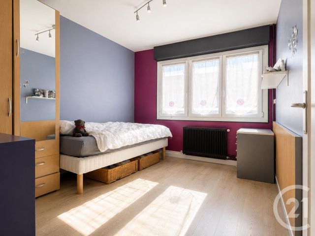 Appartement F4 à vendre - 4 pièces - 72.0 m2 - SARTROUVILLE - 78 - ILE-DE-FRANCE - Century 21 G.T.I.