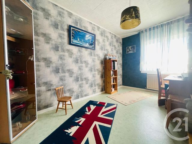 Appartement F5 à vendre - 5 pièces - 87.0 m2 - SARTROUVILLE - 78 - ILE-DE-FRANCE - Century 21 G.T.I.
