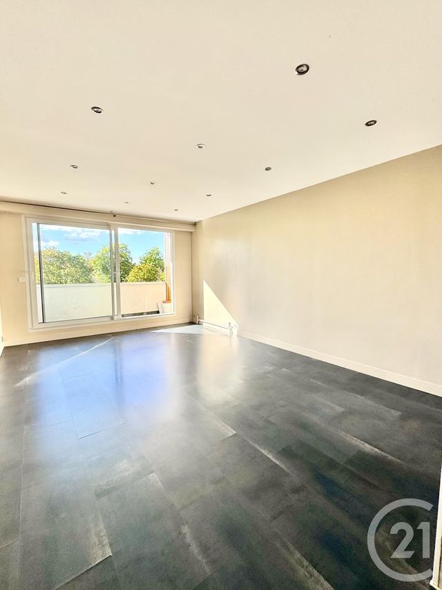 Appartement F3 à vendre - 3 pièces - 73.48 m2 - CHATOU - 78 - ILE-DE-FRANCE - Century 21 G.T.I.